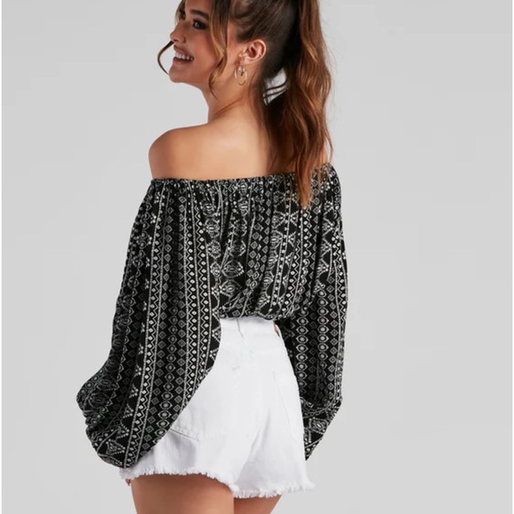 Hot cropped hem  for women, top for women - Picture 4 of 14